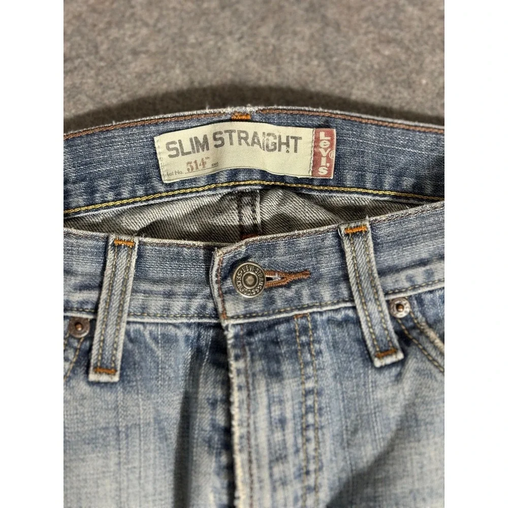 Levis 514 Slim Straight Mens Jeans 32x32 Light Wash Distressed Blue Denim Cotton